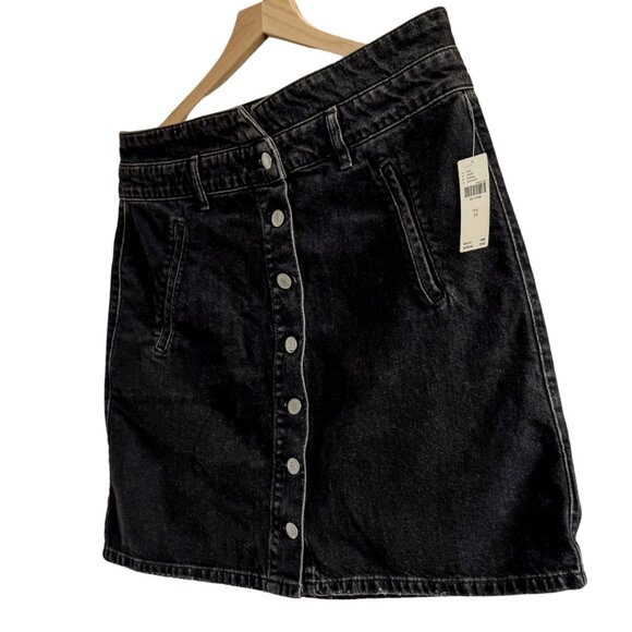 Pilcro Black Denim Mini Skirt - Picture 3 of 8
